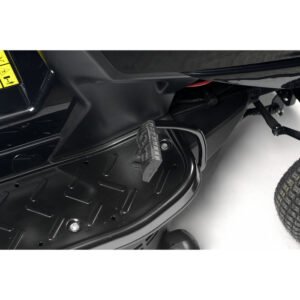 BLACK EDITION Rasentraktor PRO 155/84