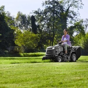 Rasentraktor Alpina AT4 84 HA - Fangkorb - Hydrostatisches Getriebe - STIGA ST 400 Motor